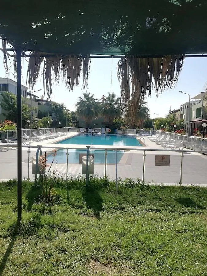Kusadasi Triplex 5-1 Villa Türkiye