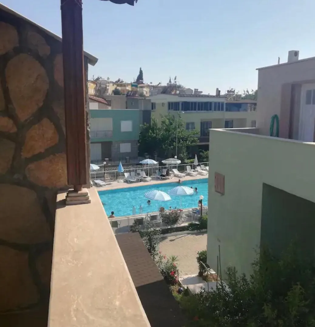 Kusadasi Triplex 5-1 Villa Türkiye