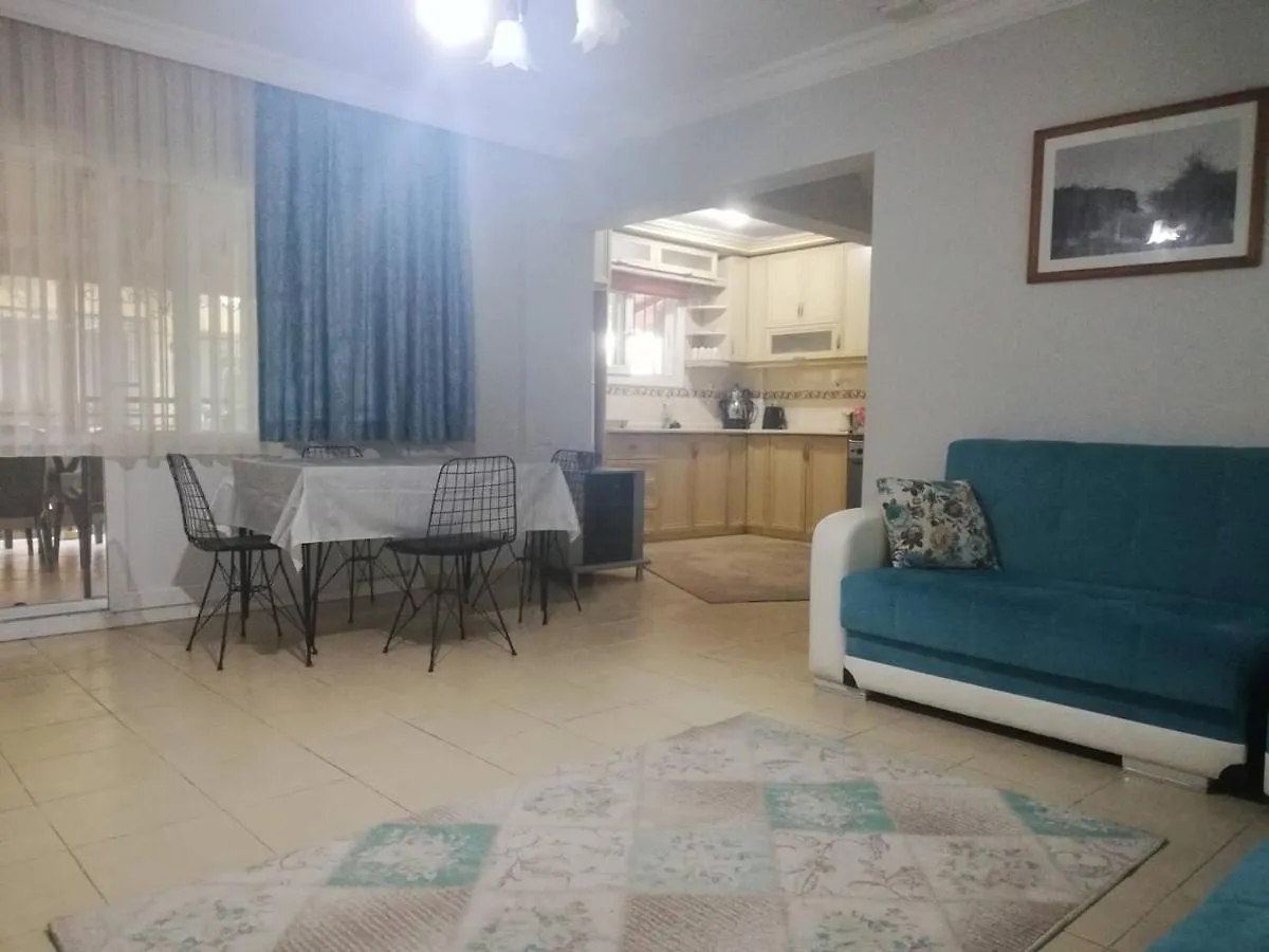 Kusadasi Triplex 5-1 Villa